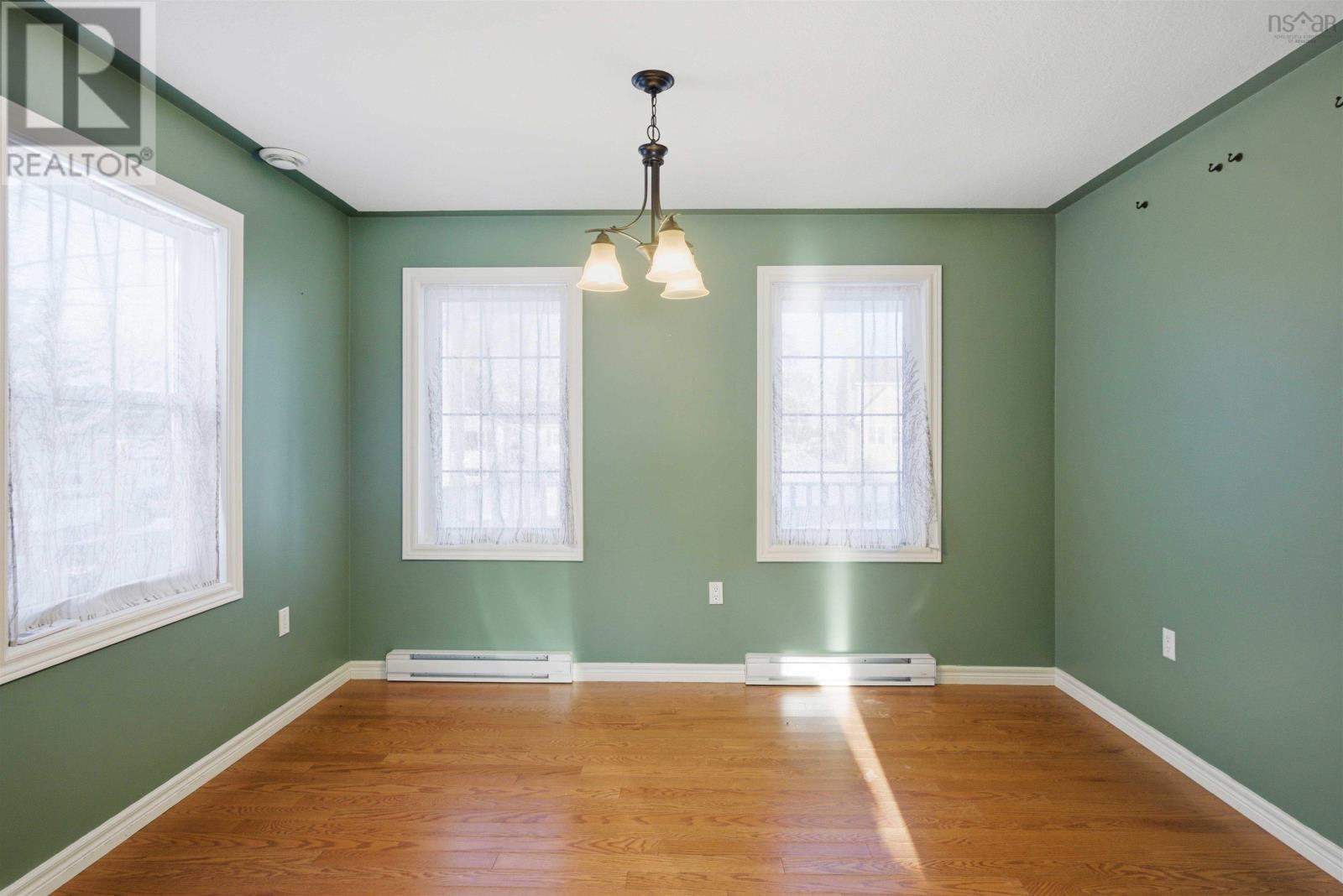 Property 18 of 46 of 1779 Drummond Drive, Ravenwood