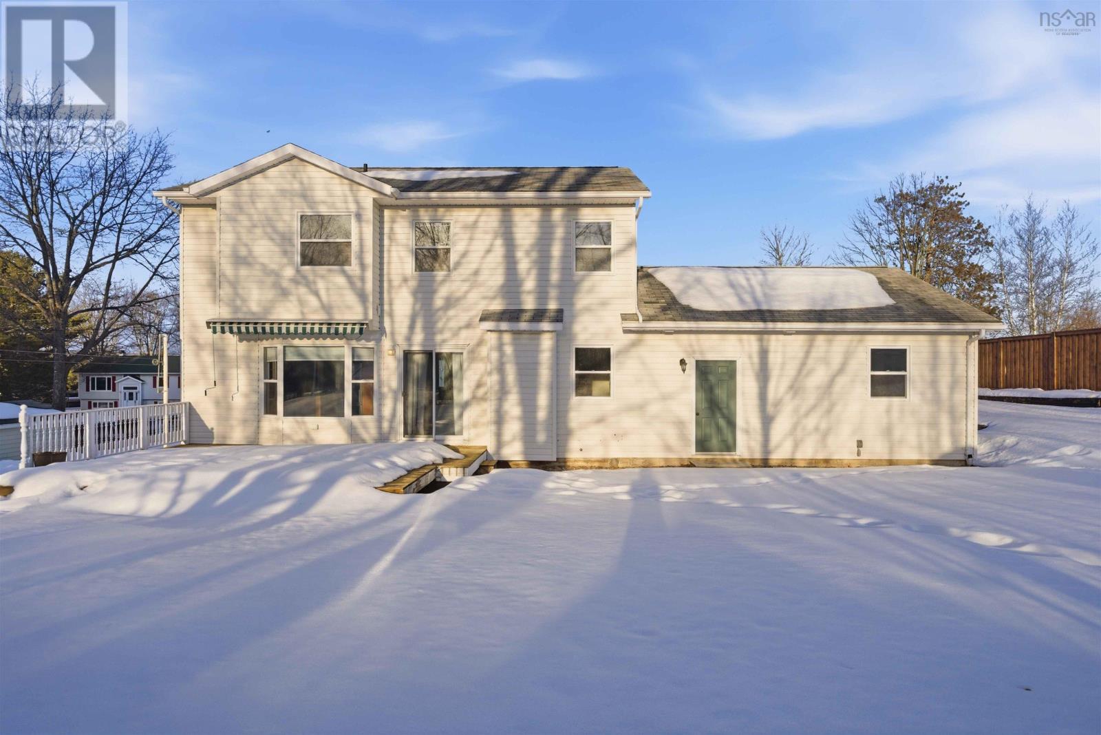 Property 44 of 46 of 1779 Drummond Drive, Ravenwood