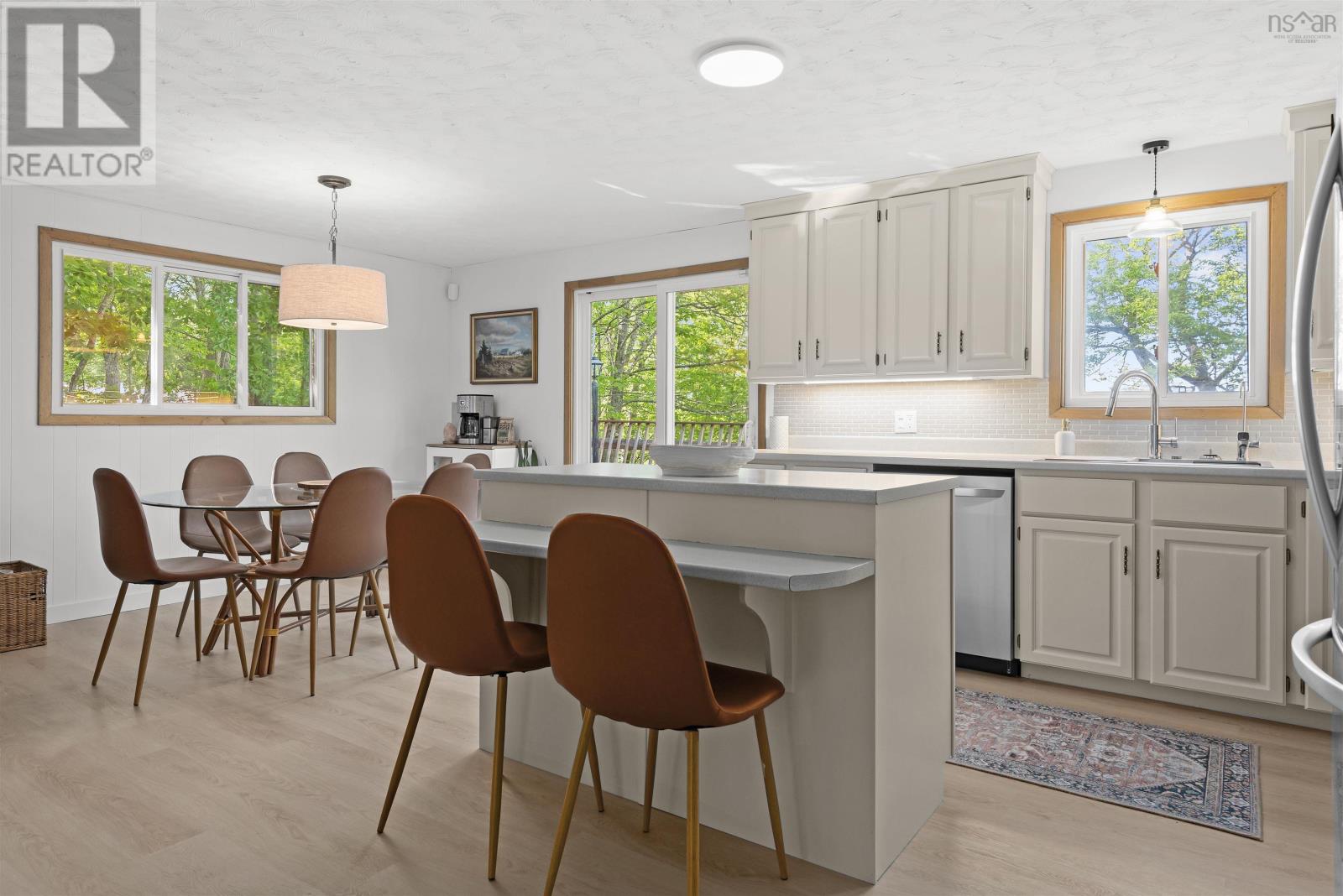 Property 8 of 49 of 4780 Aylesford Road