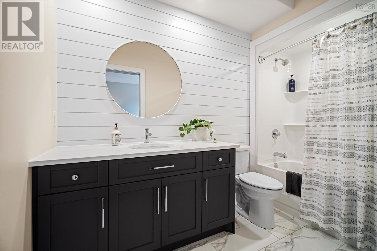 Property 38 of 48 of 519 Magenta Drive, Indigo Shores