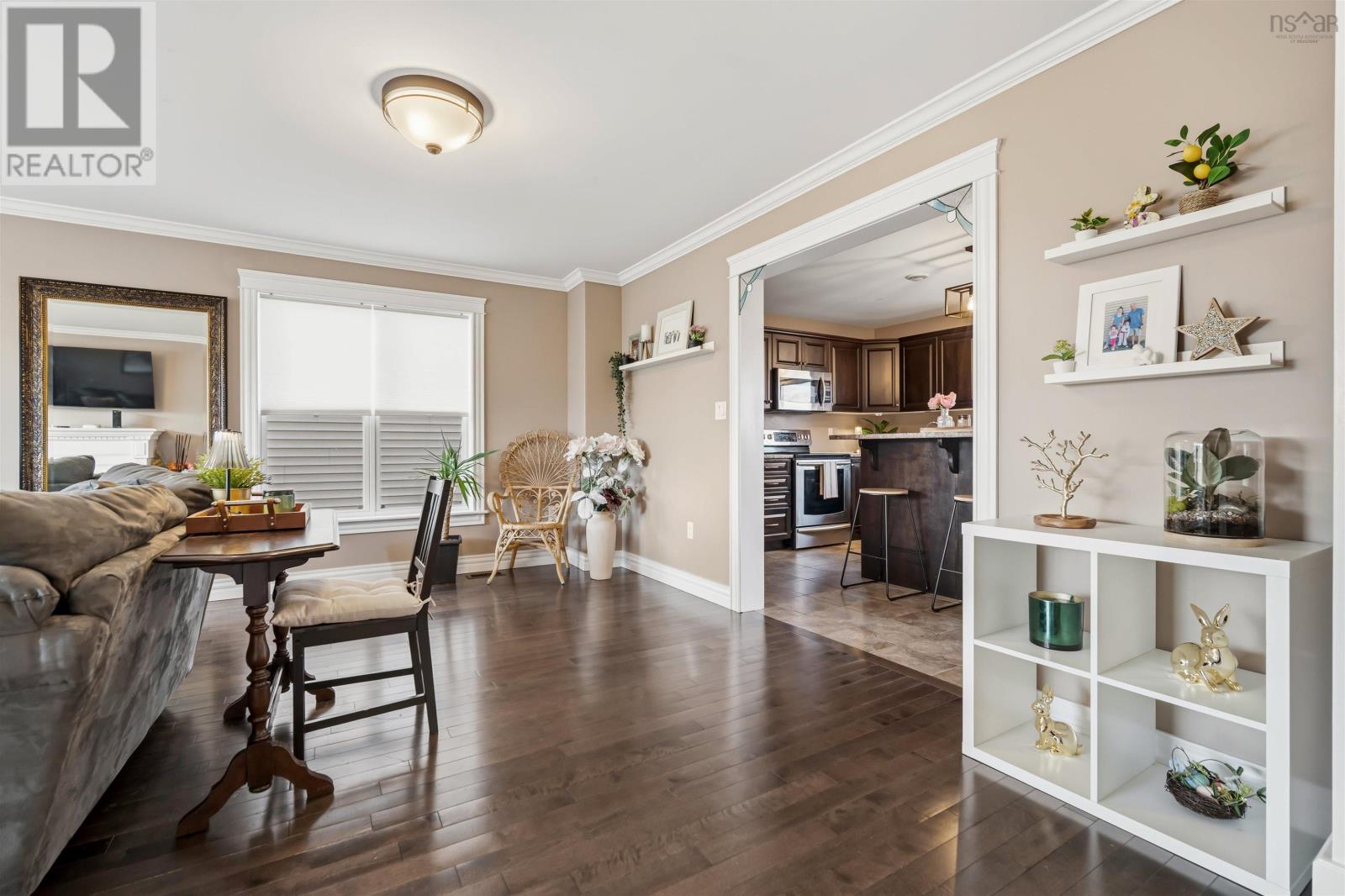 Property 21 of 49 of 50 Wakefield Court, Sunset Ridge