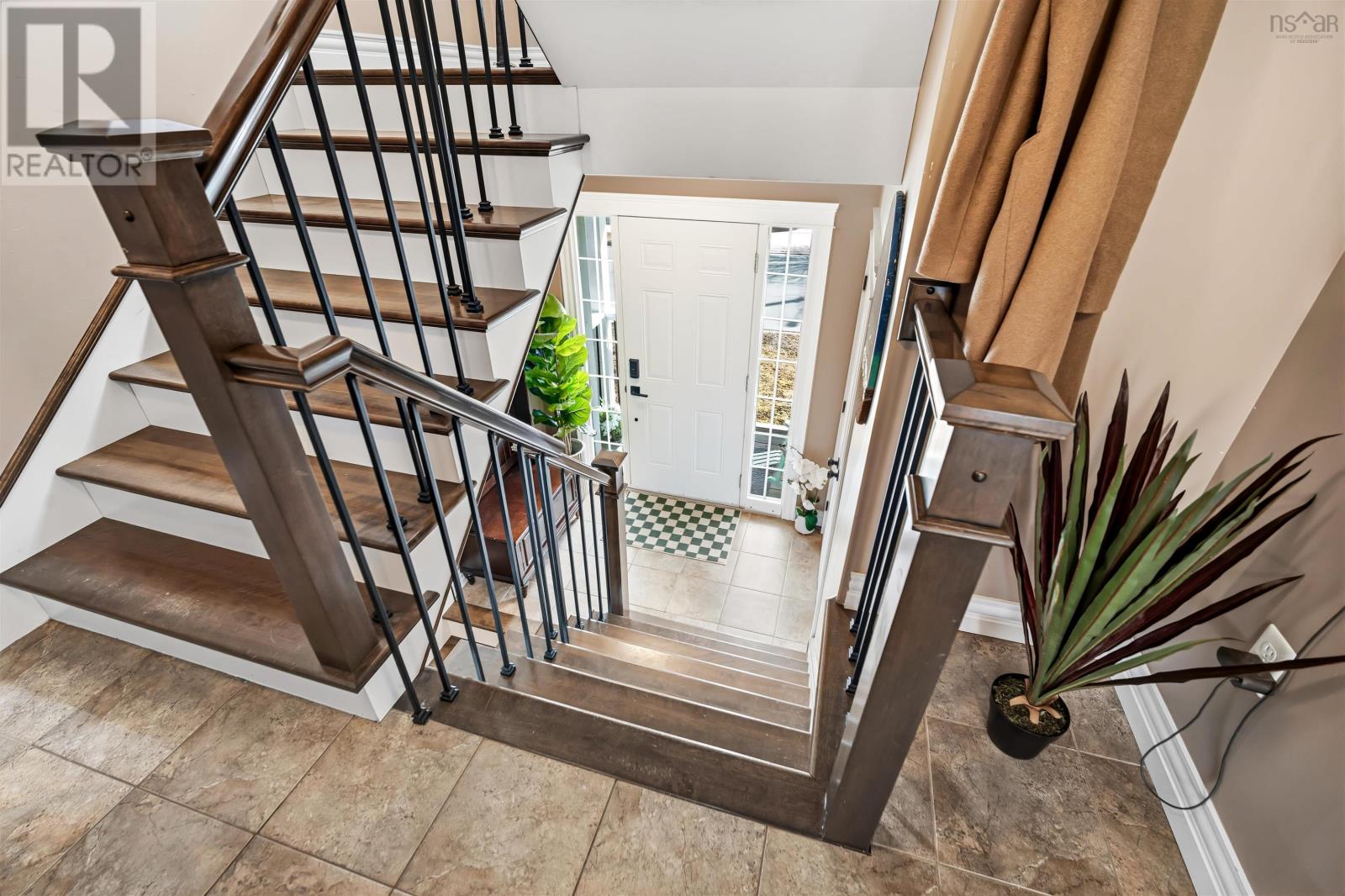 Property 5 of 49 of 50 Wakefield Court, Sunset Ridge