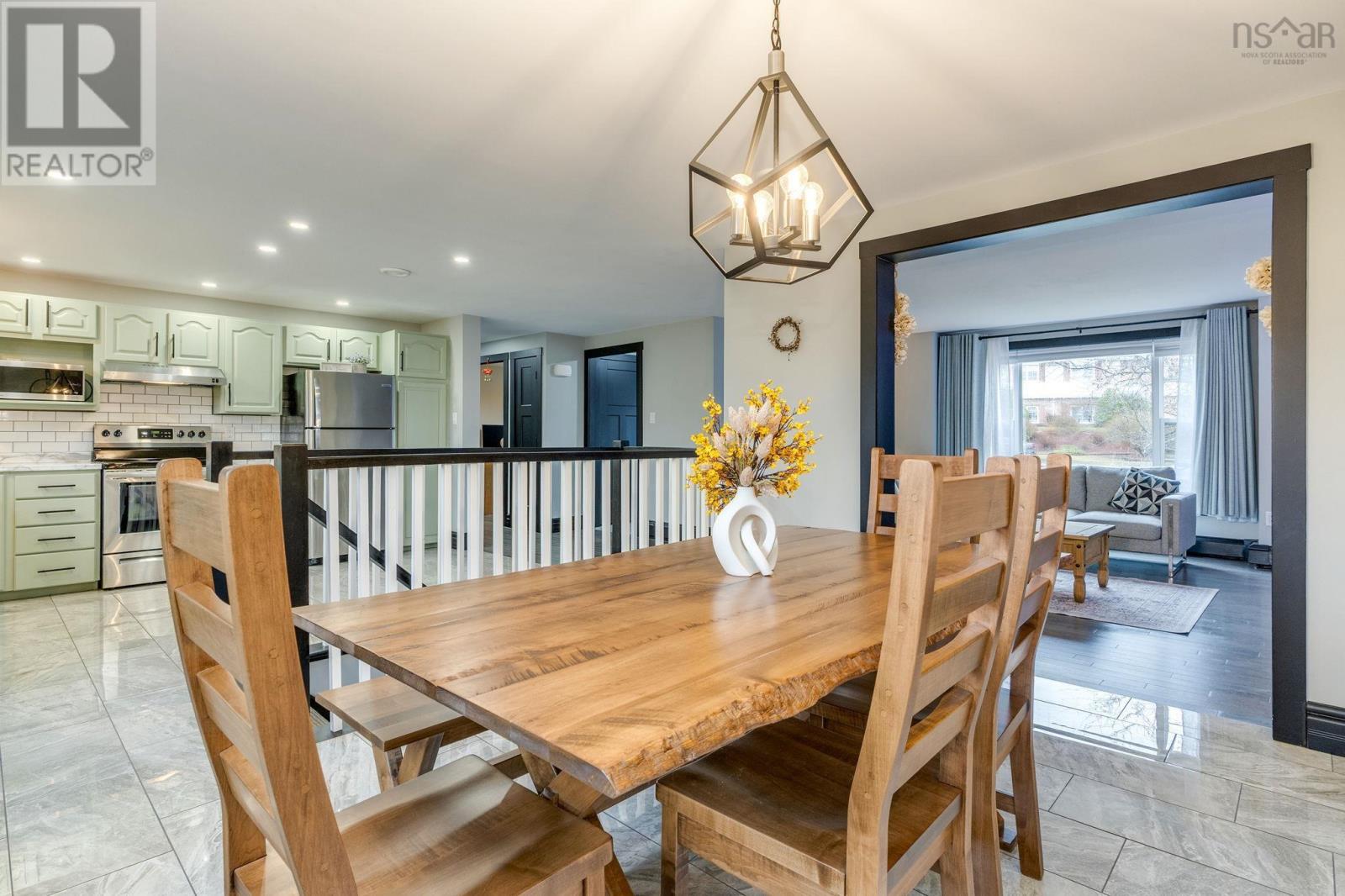 Property 10 of 47 of 162 Granville Road