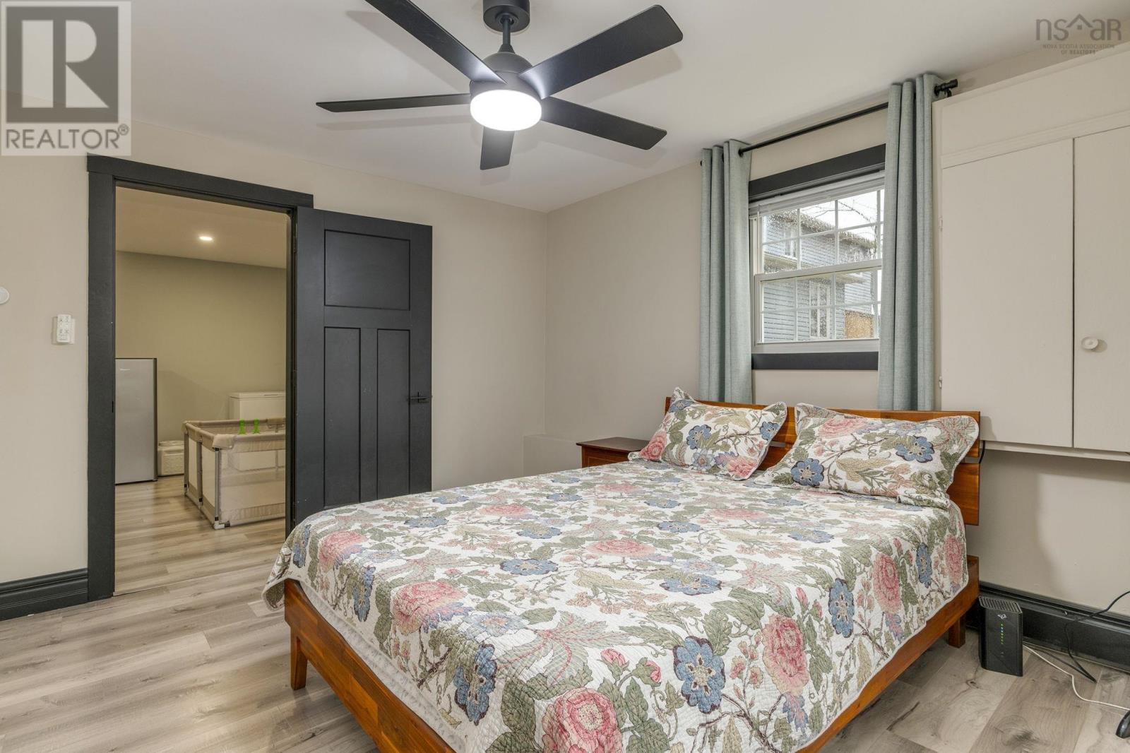 Property 36 of 47 of 162 Granville Road