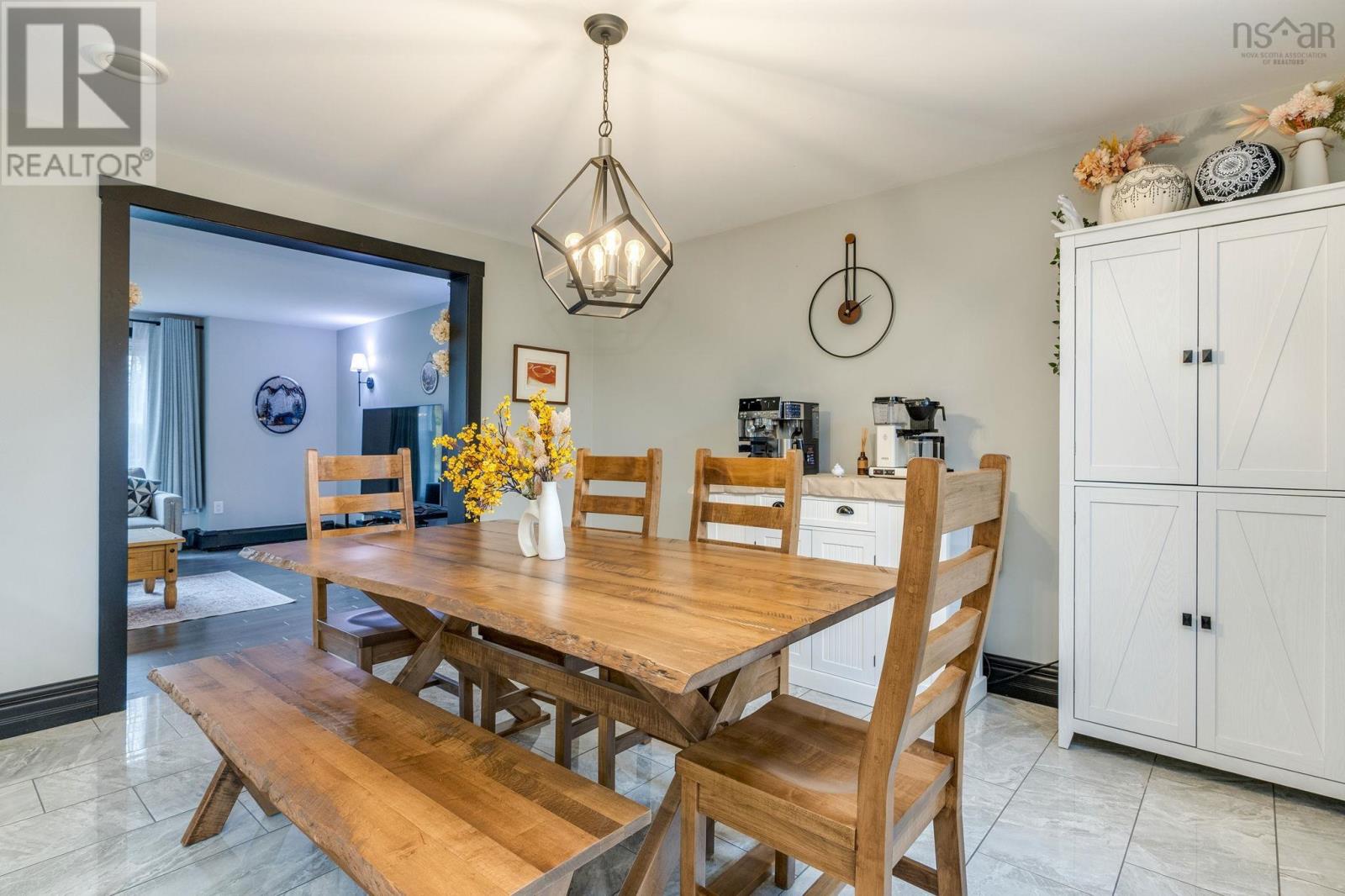 Property 9 of 47 of 162 Granville Road