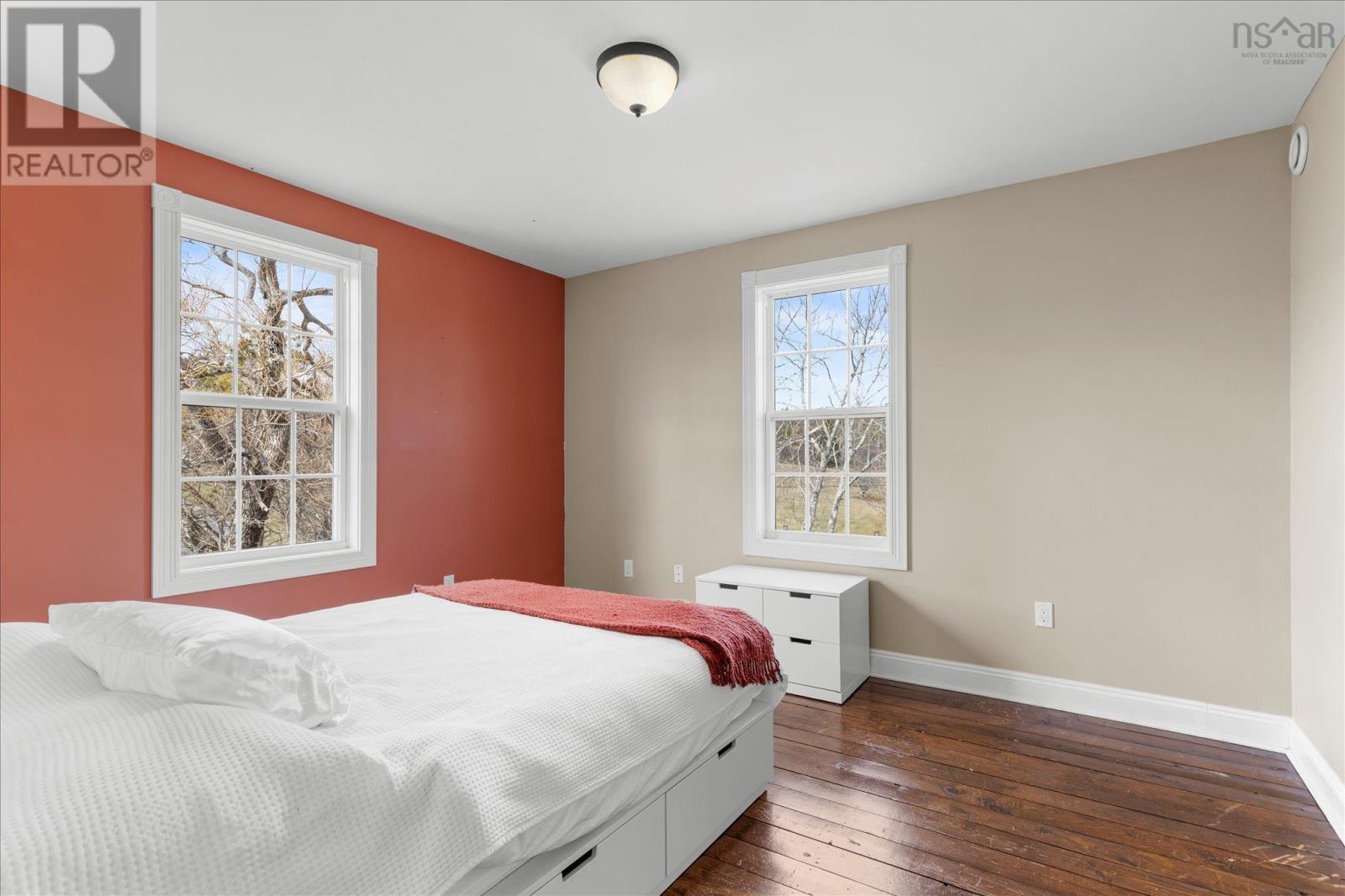 Property 28 of 49 of 2702 332 Highway