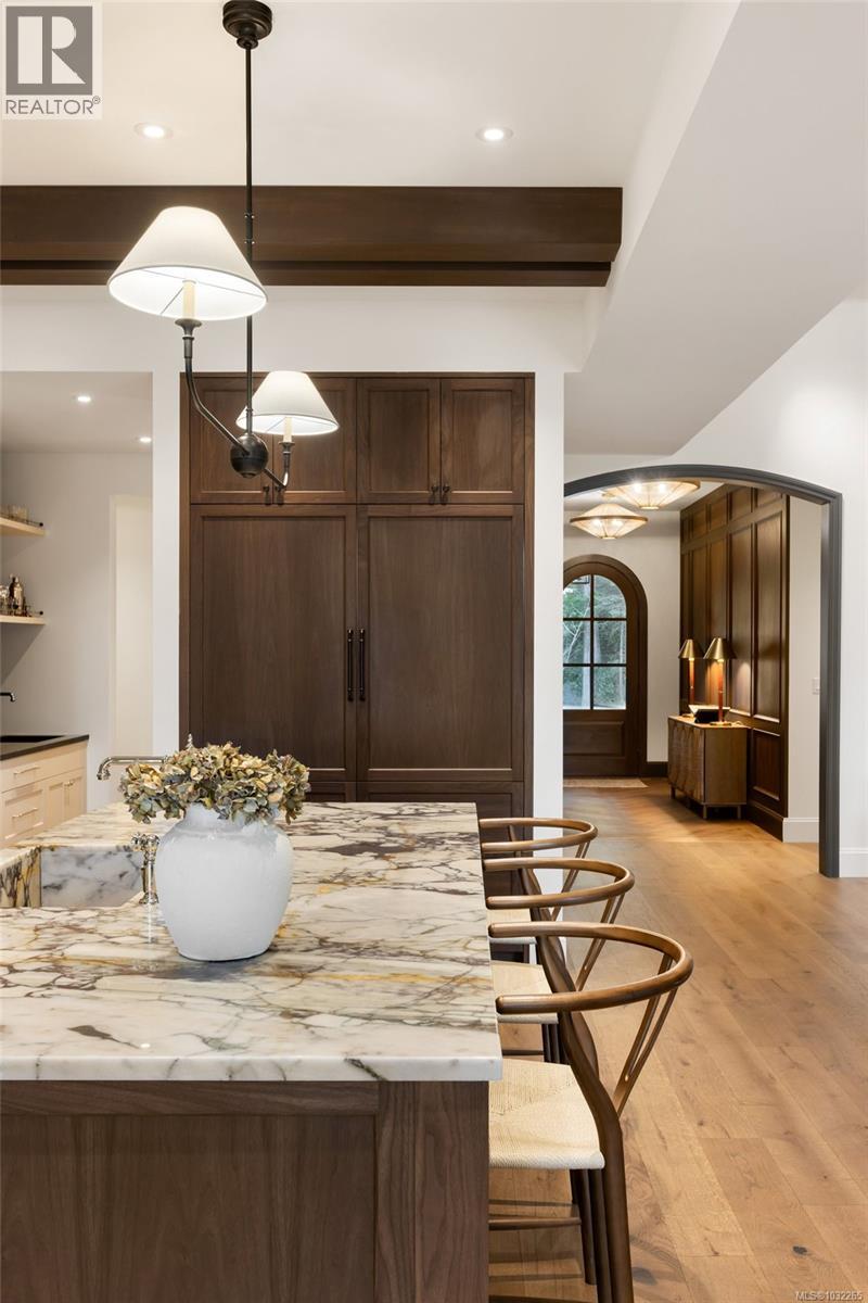 10600 DERRICK RD - 27