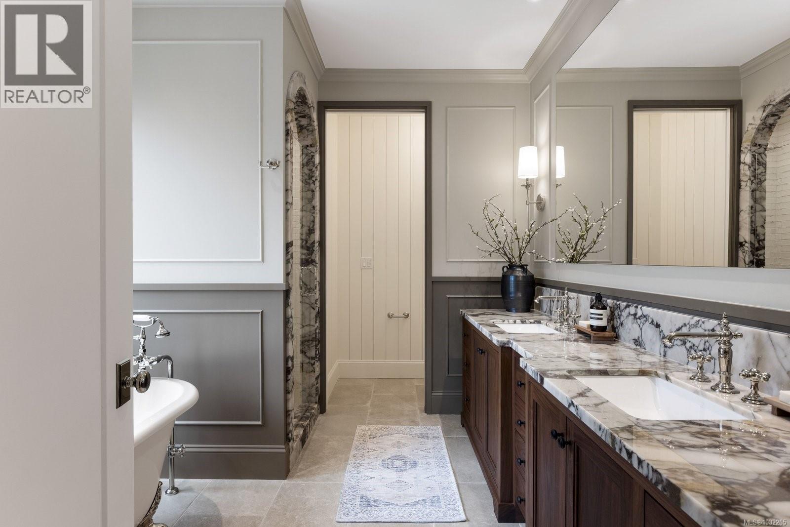 10600 DERRICK RD - 37