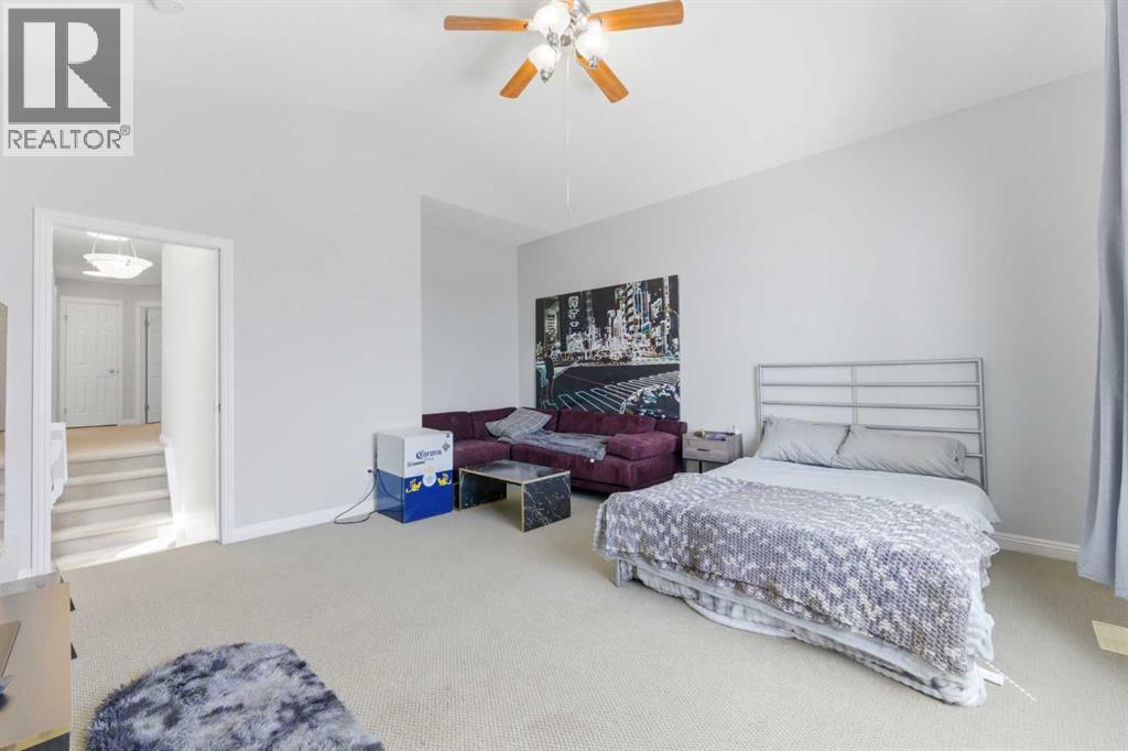 54 Glensummit Close, Cochrane