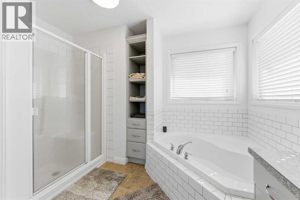 54 Glensummit Close, Cochrane