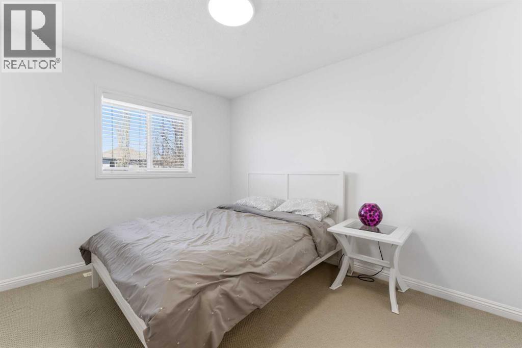 54 Glensummit Close, Cochrane