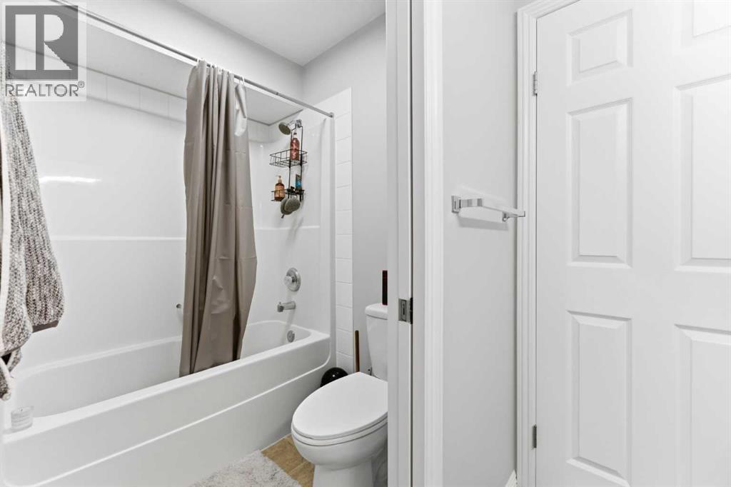 54 Glensummit Close, Cochrane