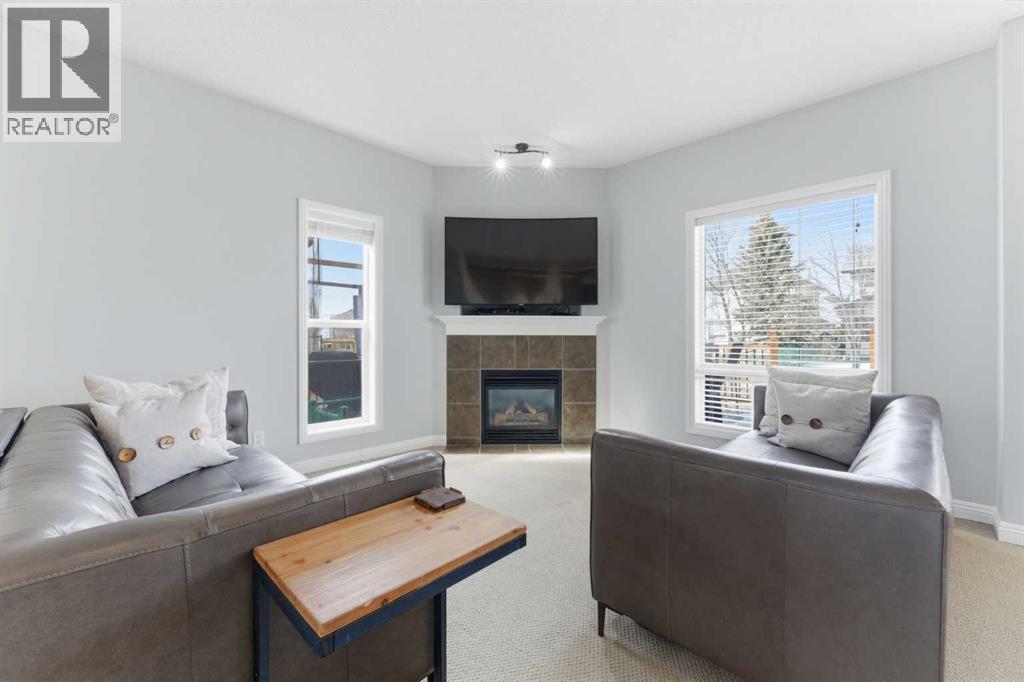 54 Glensummit Close, Cochrane