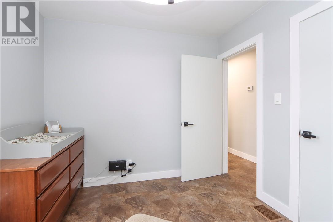1445 Southview, Sudbury, Ontario, P3E2L9 — Photo 36