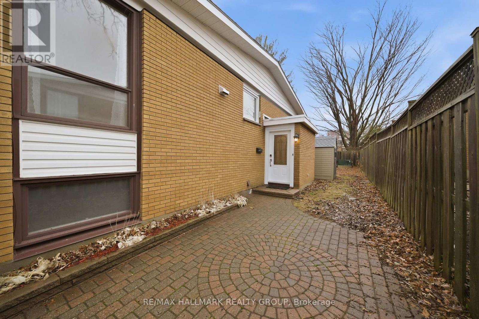 69 WOODMOUNT CRESCENT — photo 34