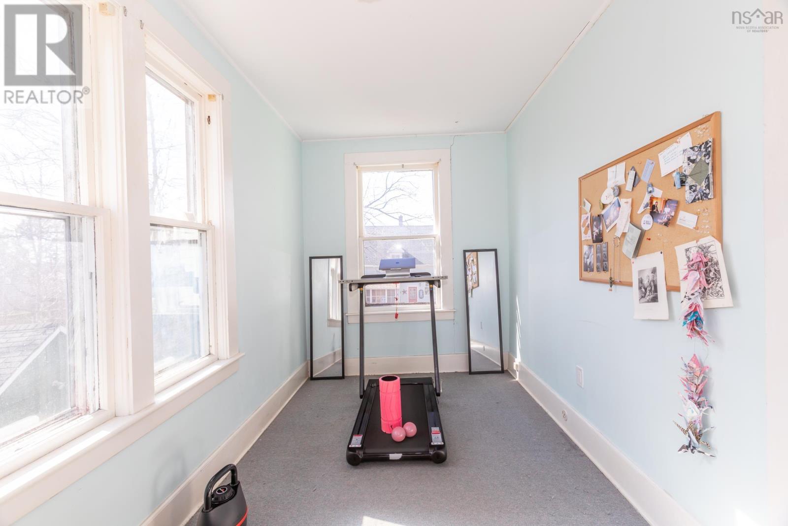 Property 32 of 44 of 703 Saint George Street