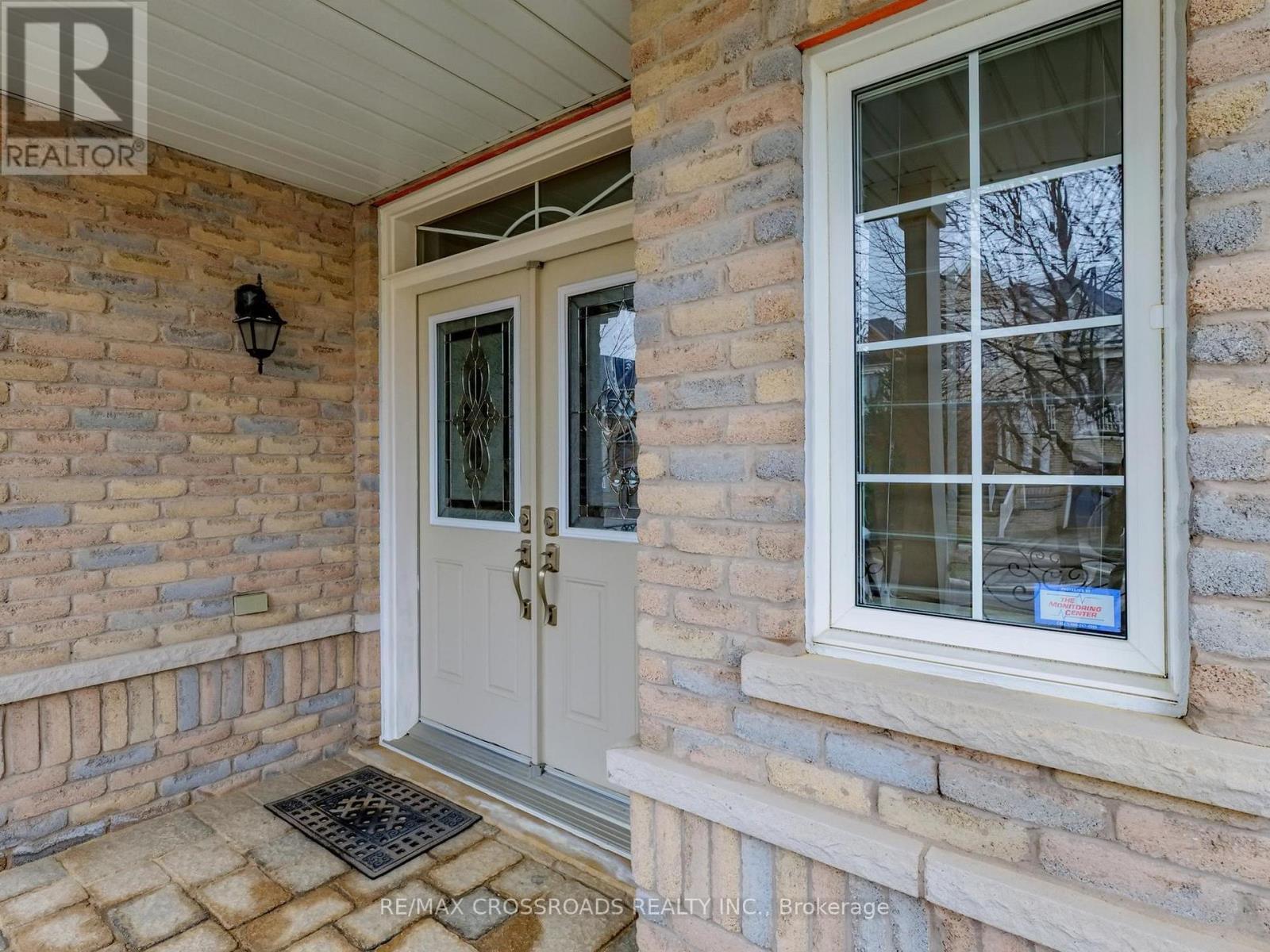 39 PANTANO DRIVE - 2
