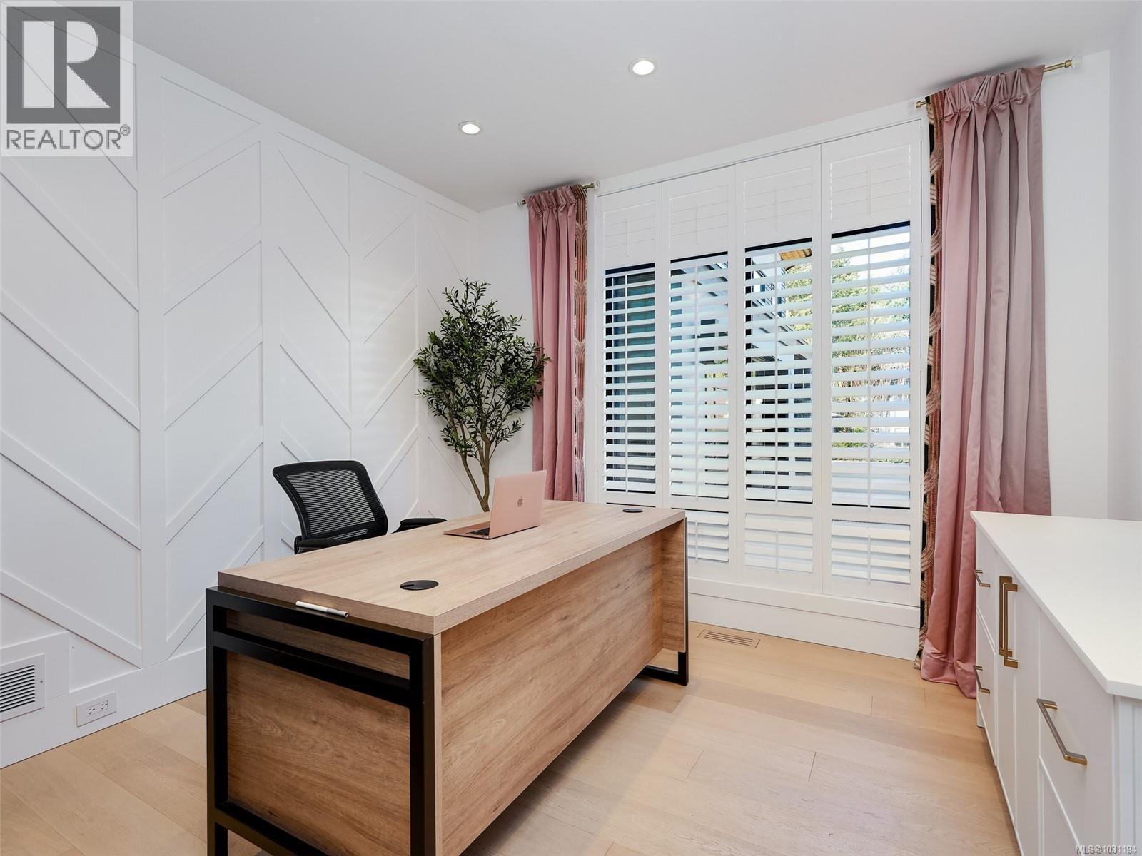 2220 RIVIERA PL - 27