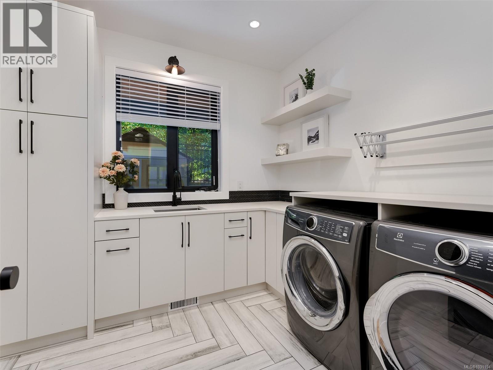 2220 RIVIERA PL - 39