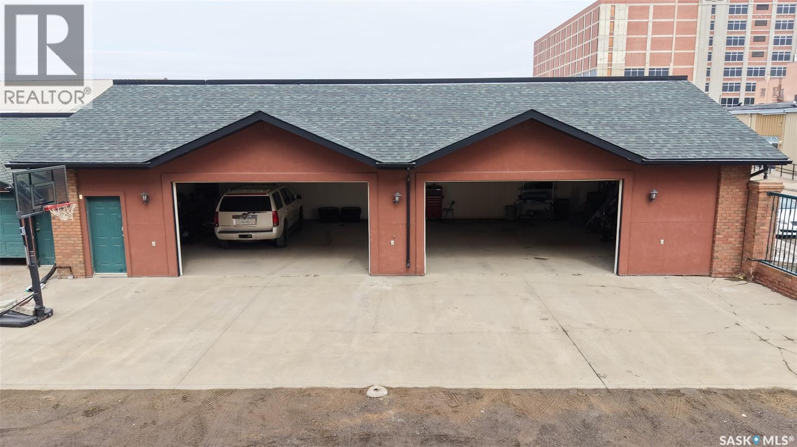 400 1150 Rose STREET — photo 55