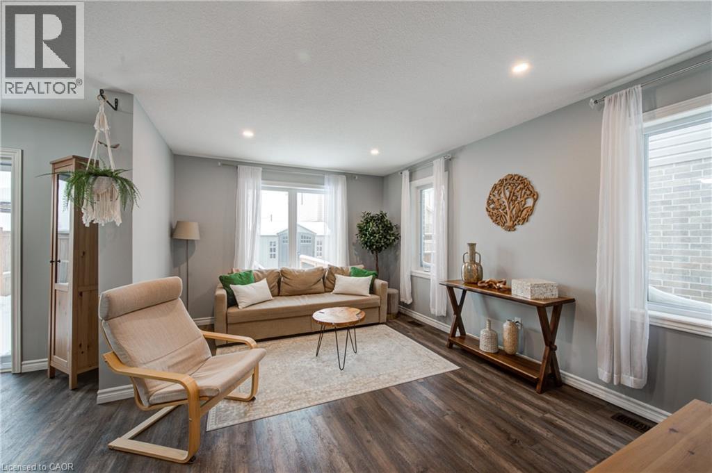 28 MINLER Street Unit# 3, Ingersoll, Ontario, N5C0C9 — Photo 20