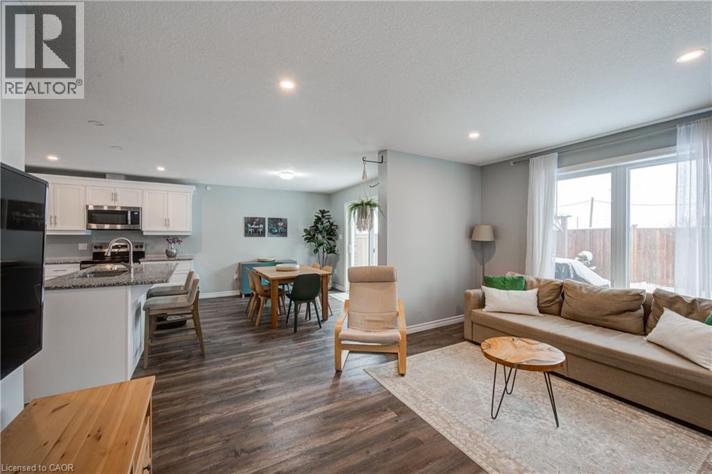 28 MINLER Street Unit# 3, Ingersoll, Ontario, N5C0C9 — Photo 21