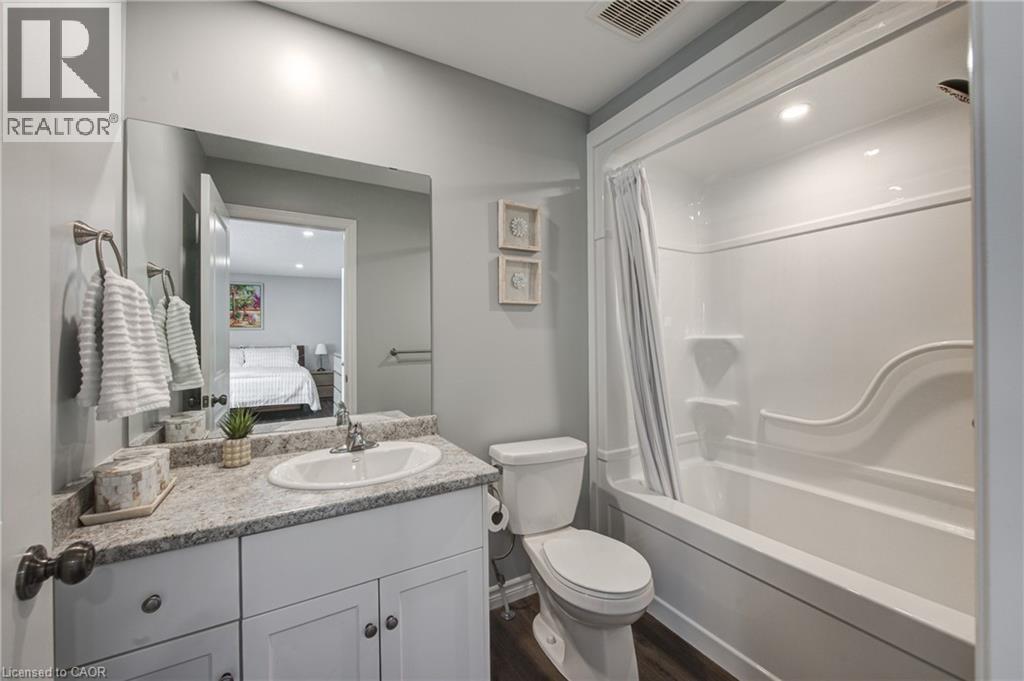 28 MINLER Street Unit# 3, Ingersoll, Ontario, N5C0C9 — Photo 32