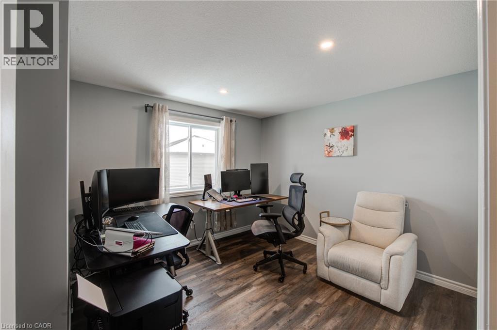 28 MINLER Street Unit# 3, Ingersoll, Ontario, N5C0C9 — Photo 33