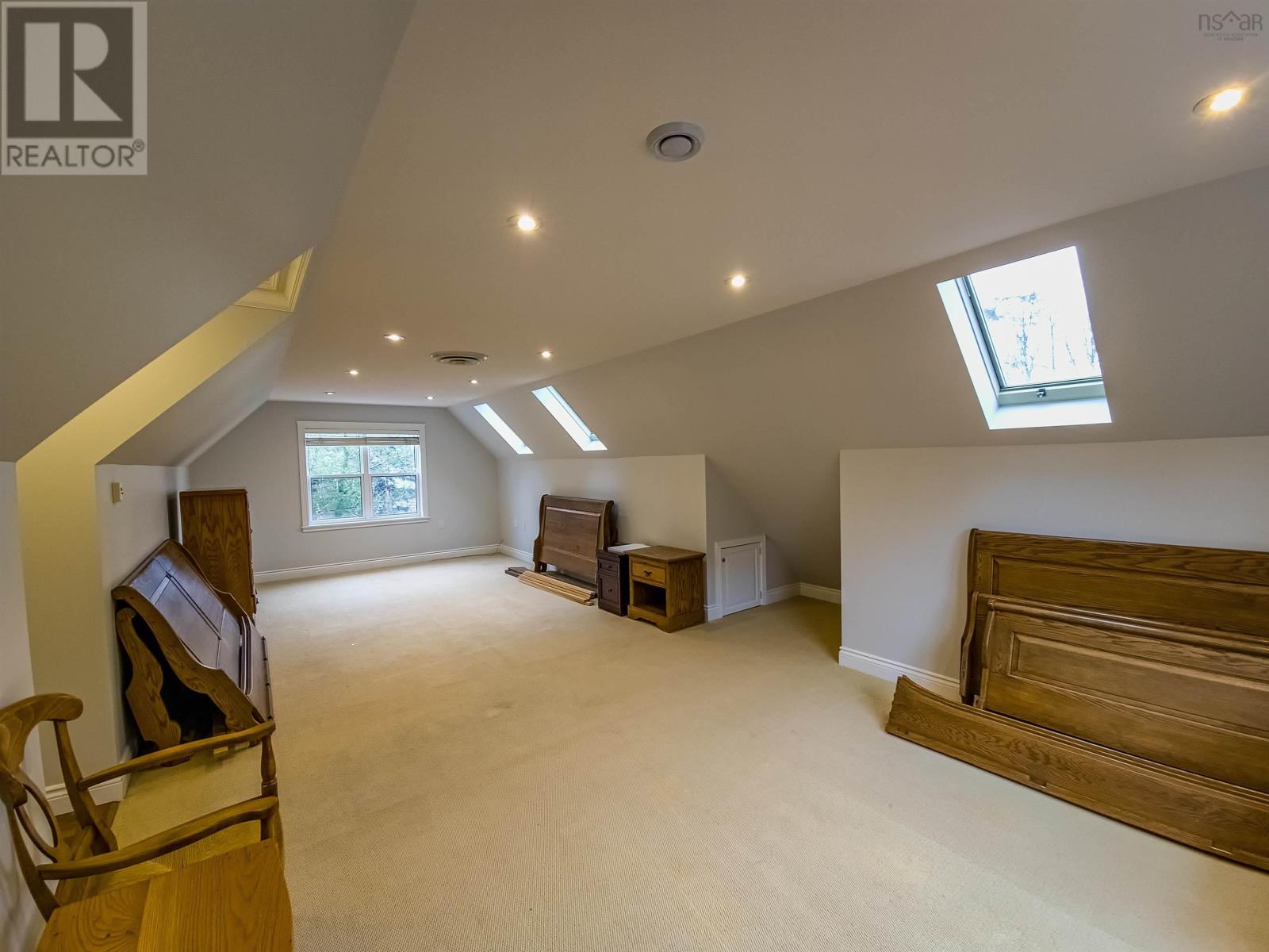 Property 35 of 38 of 17 NICHOLSON COURT