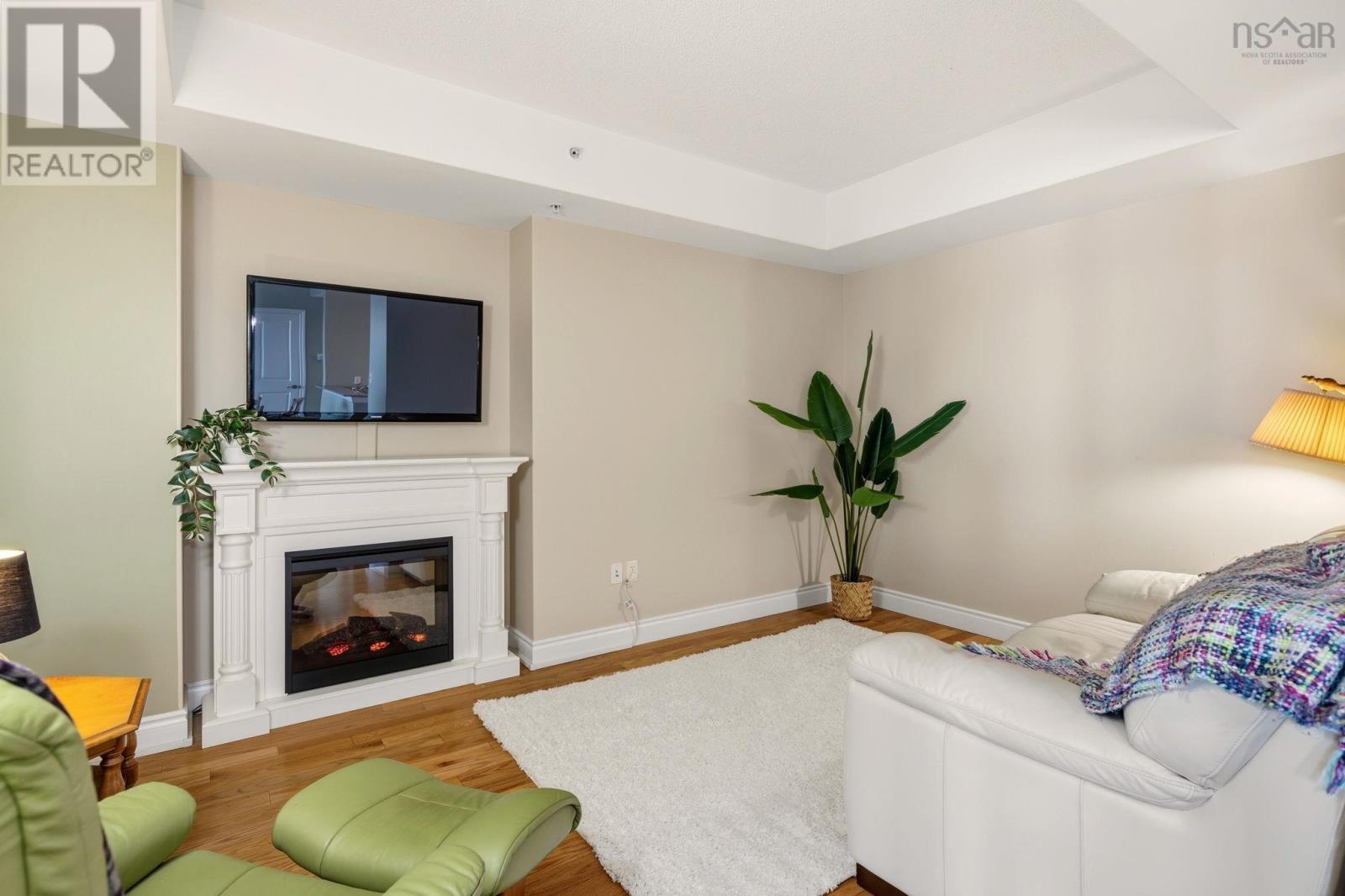 Property 13 of 33 of 304 647 Bedford Highway