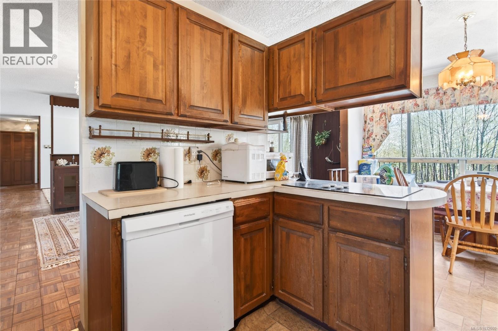 120 SKIPTON CRES - 16