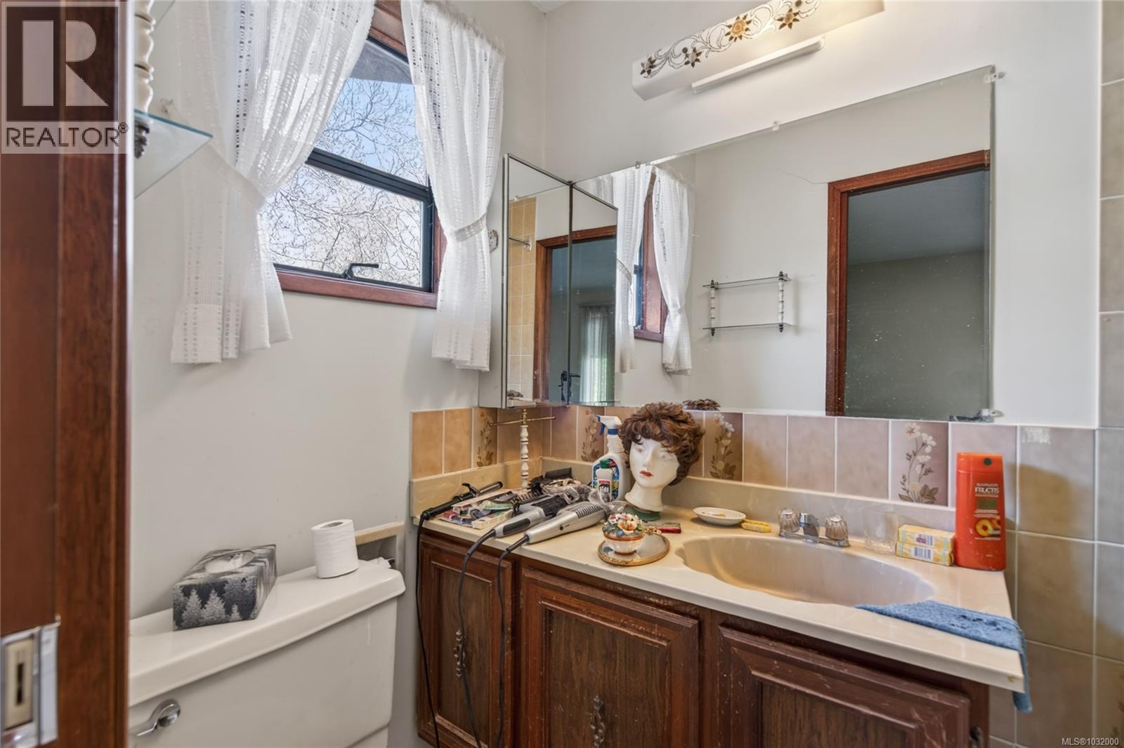 120 SKIPTON CRES - 20