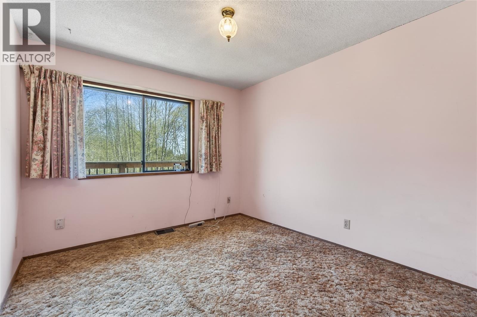 120 SKIPTON CRES - 22