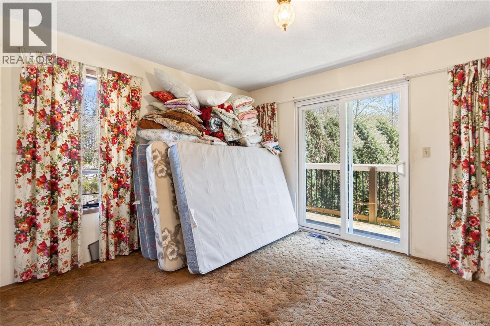 120 SKIPTON CRES - 25