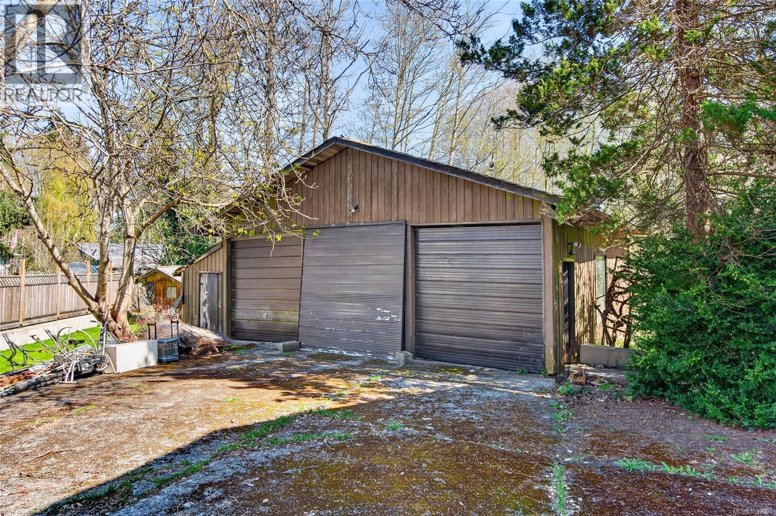 120 SKIPTON CRES - 48