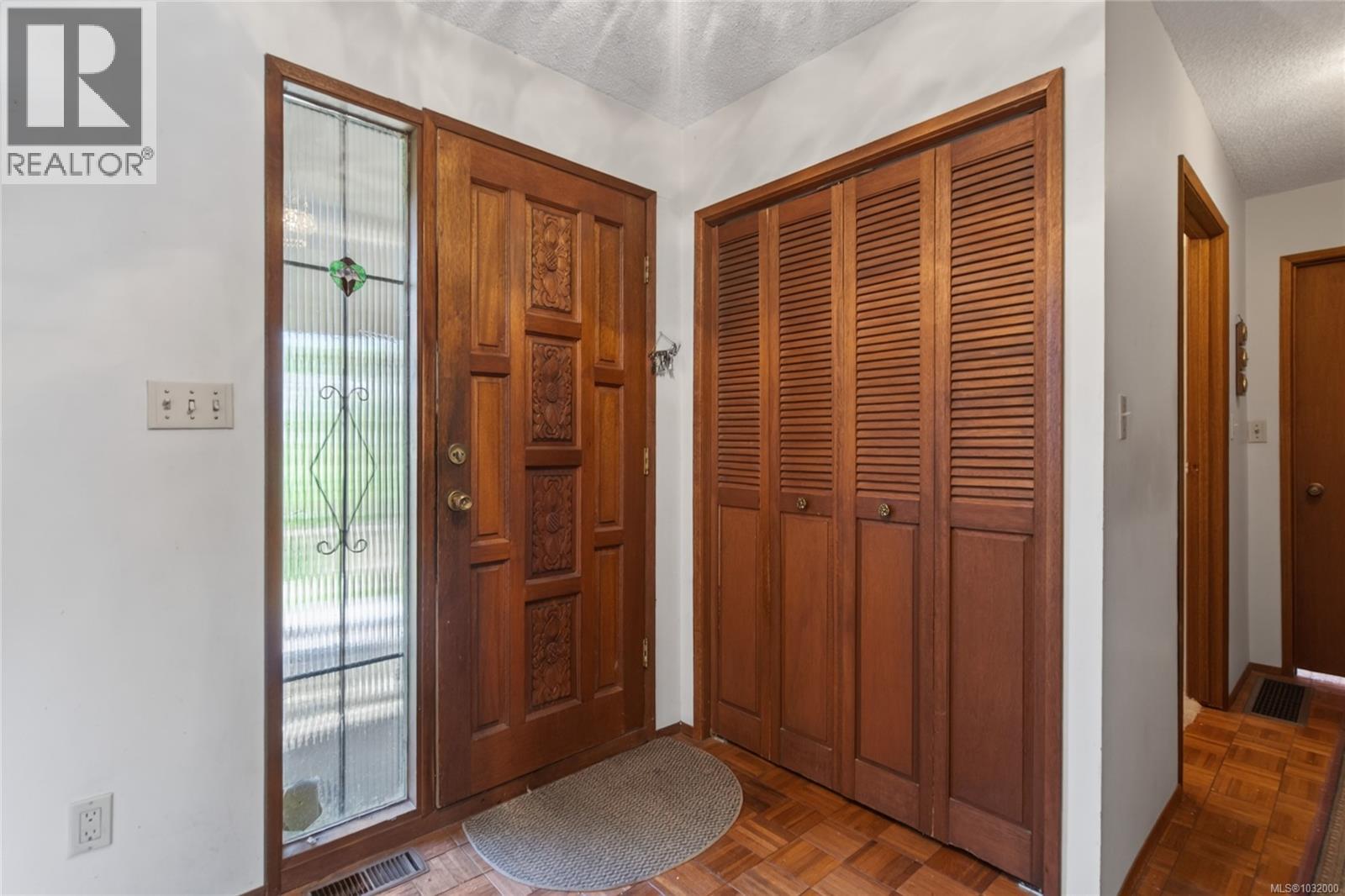 120 SKIPTON CRES - 6