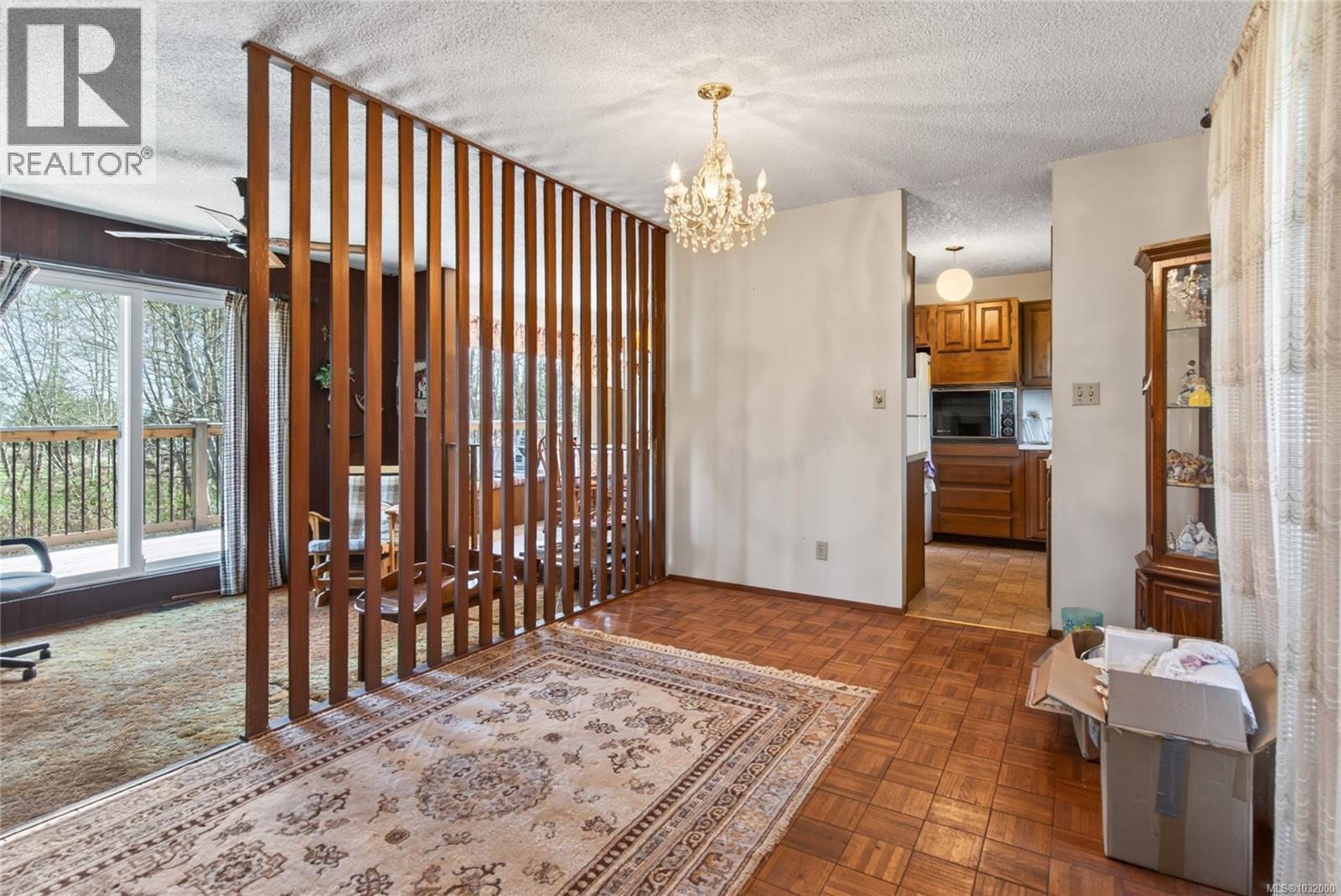 120 SKIPTON CRES - 9