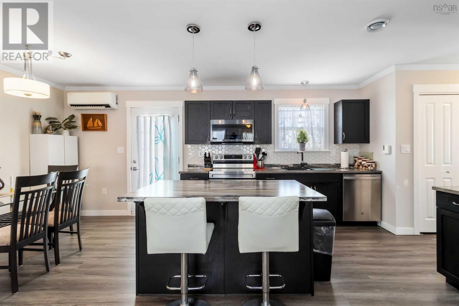 Property 9 of 30 of 10 Mossberry Close