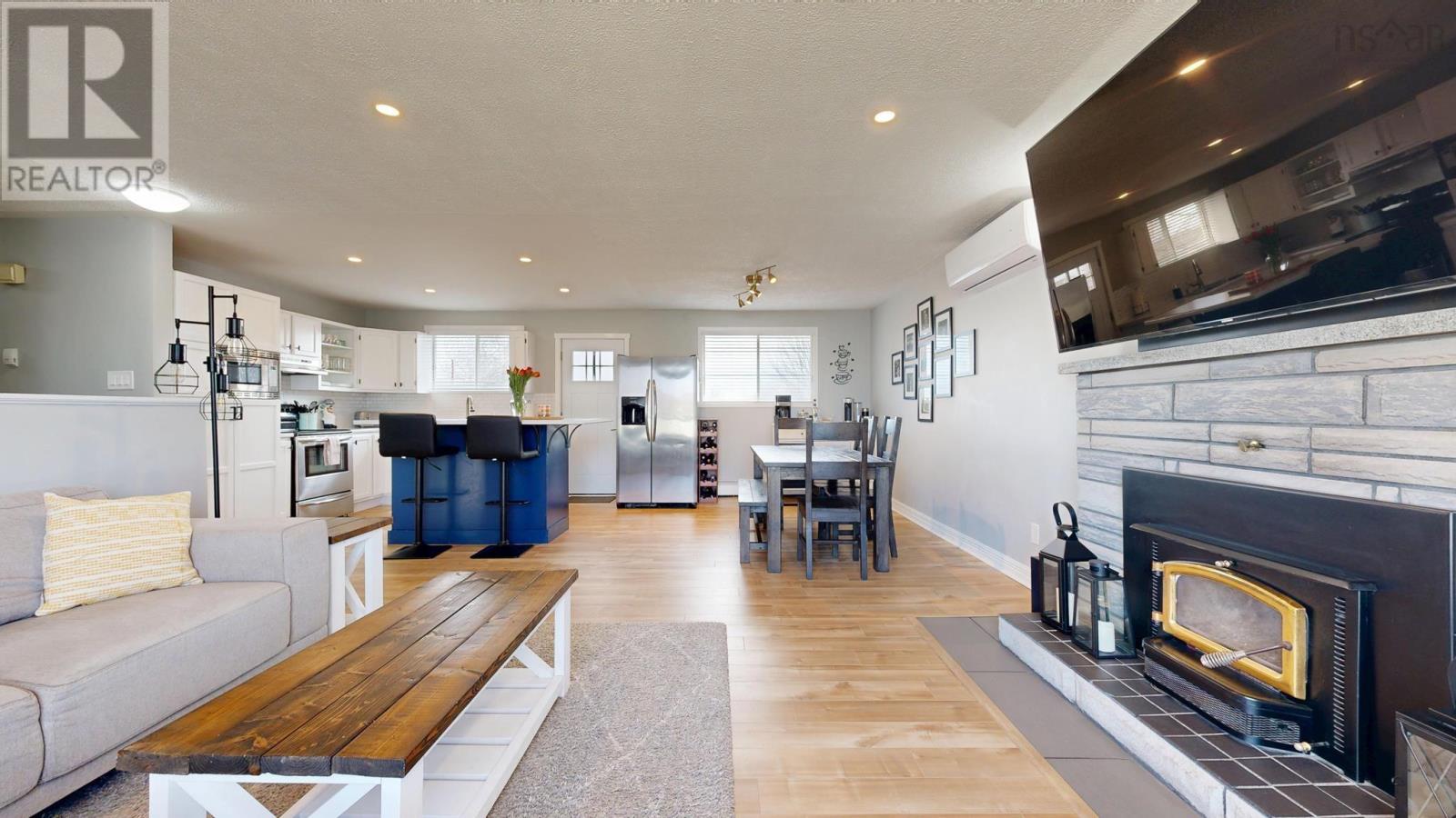 Property 16 of 48 of 16 Parker Place Crescent