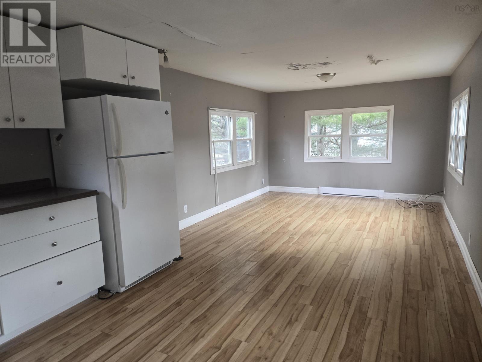 Property 4 of 11 of 129 Lake Road