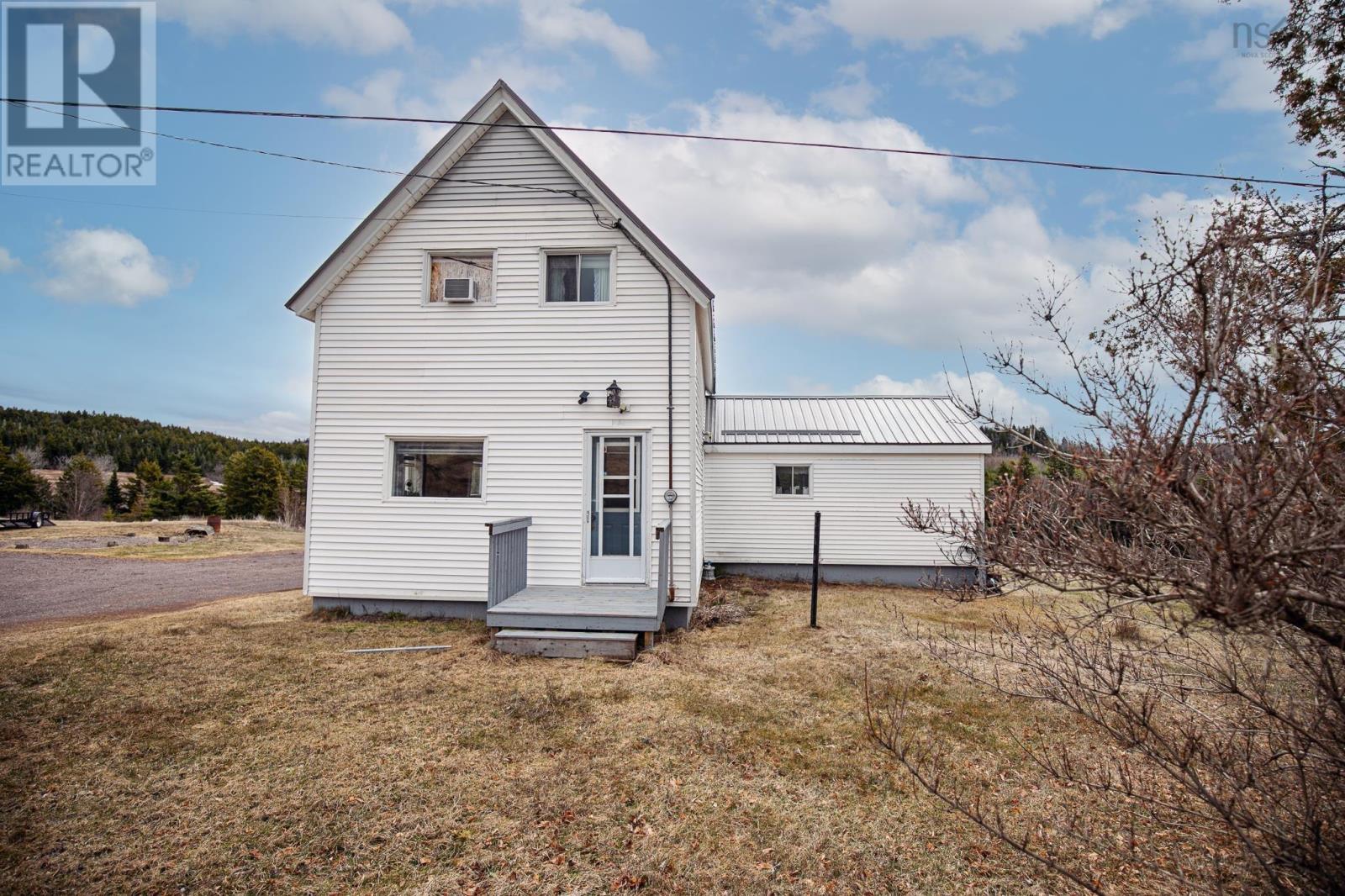 Property 2 of 38 of 104 Yorke Settlement Road