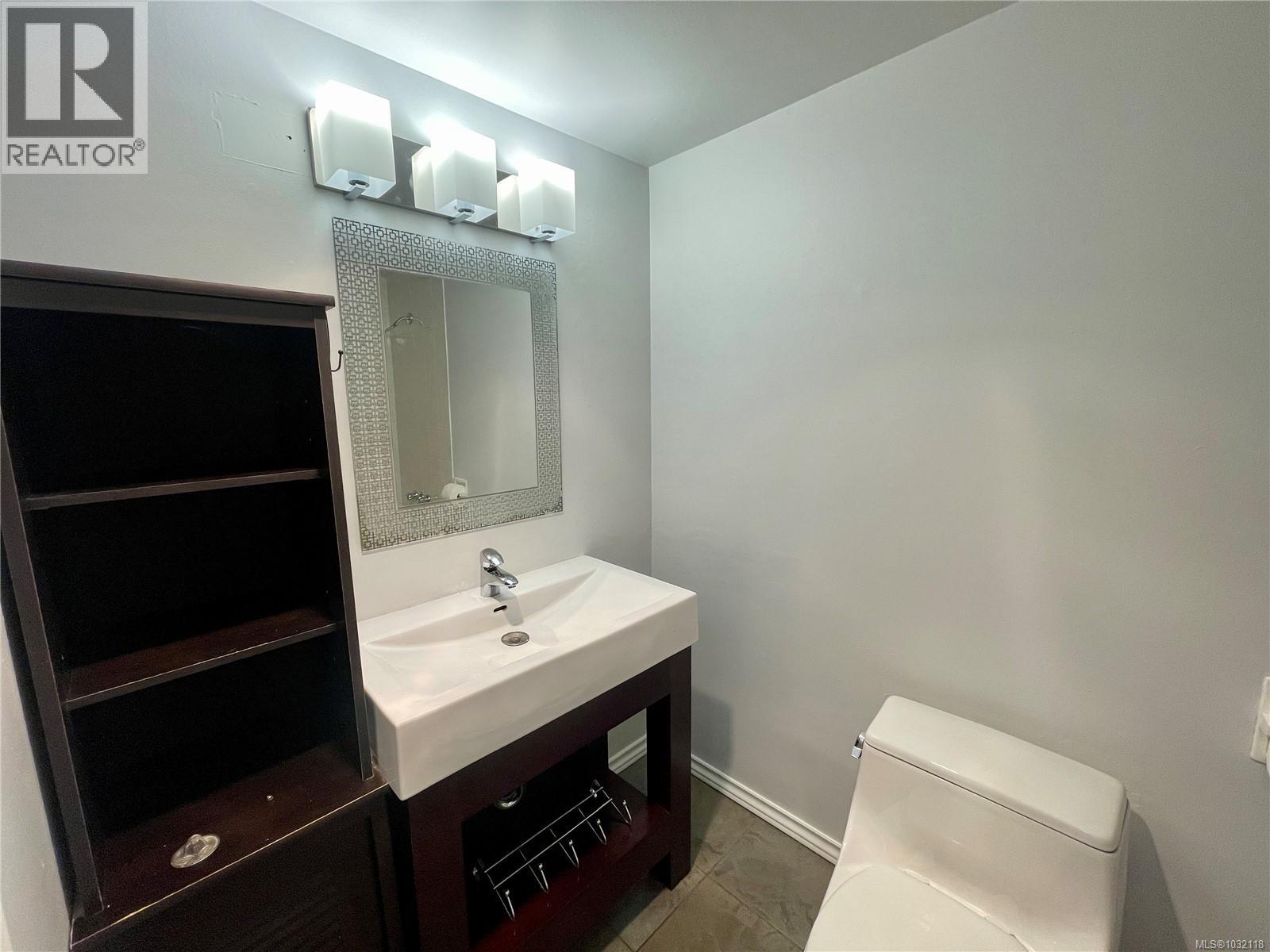 #201 1215 BAY ST - 22