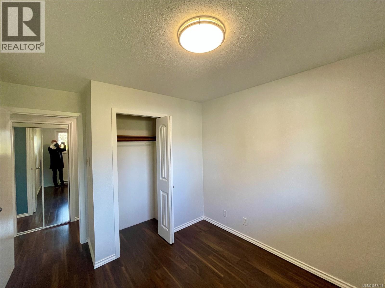 #201 1215 BAY ST - 27