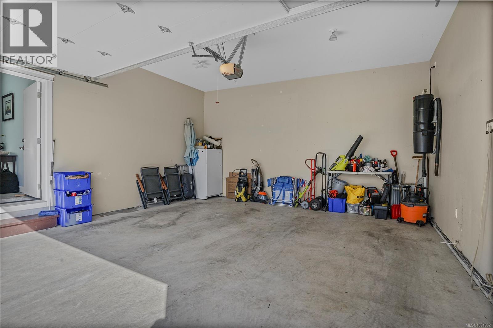 3413 BARRINGTON RD - 22