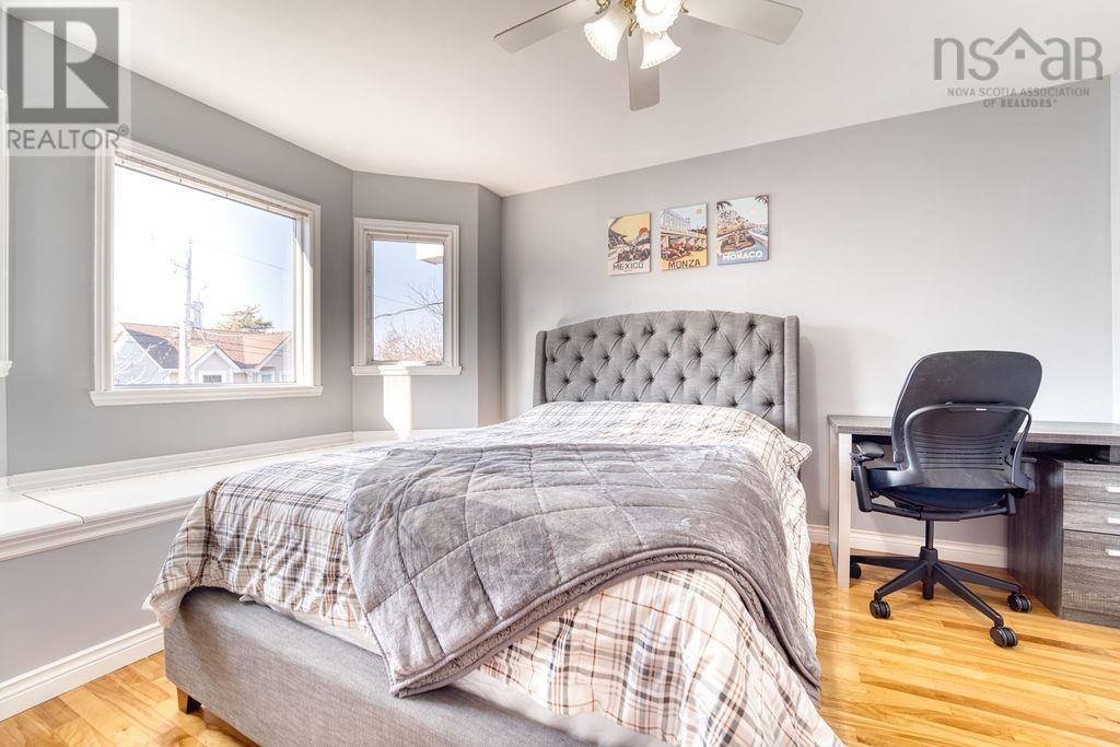 Property 26 of 49 of 32 James Winfield Lane