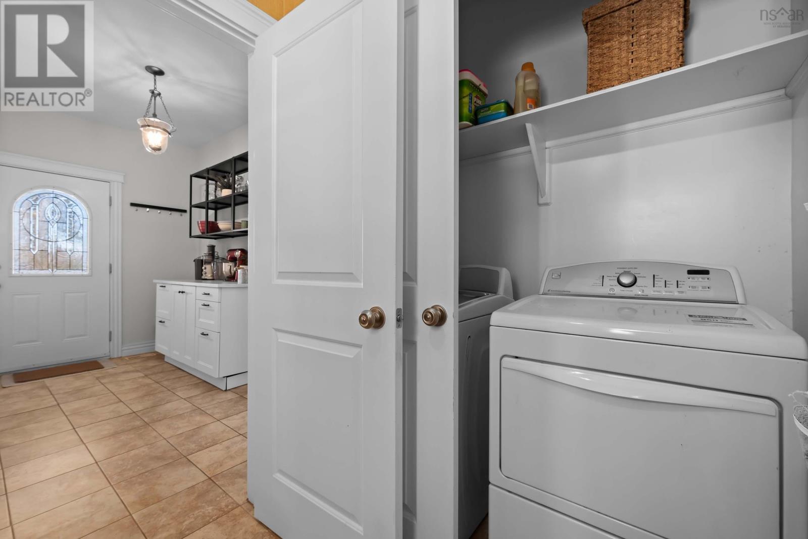 Property 21 of 50 of 144 Aberdeen Drive