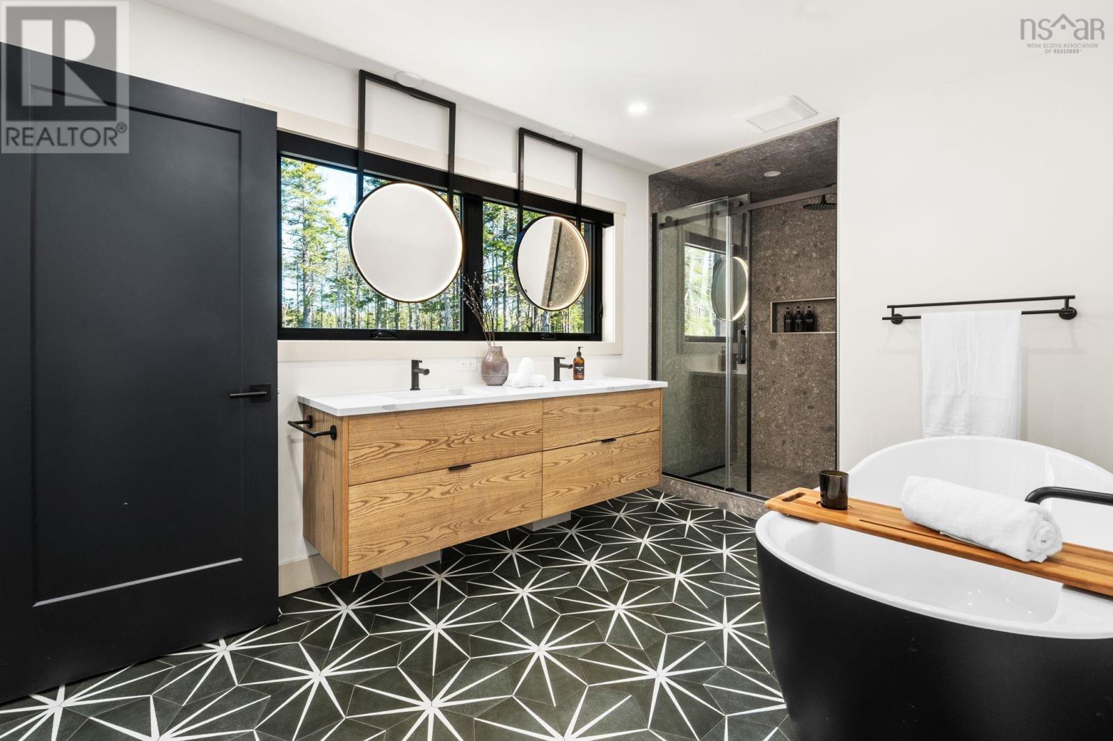 Property 22 of 50 of 179 Meek Arm Trail