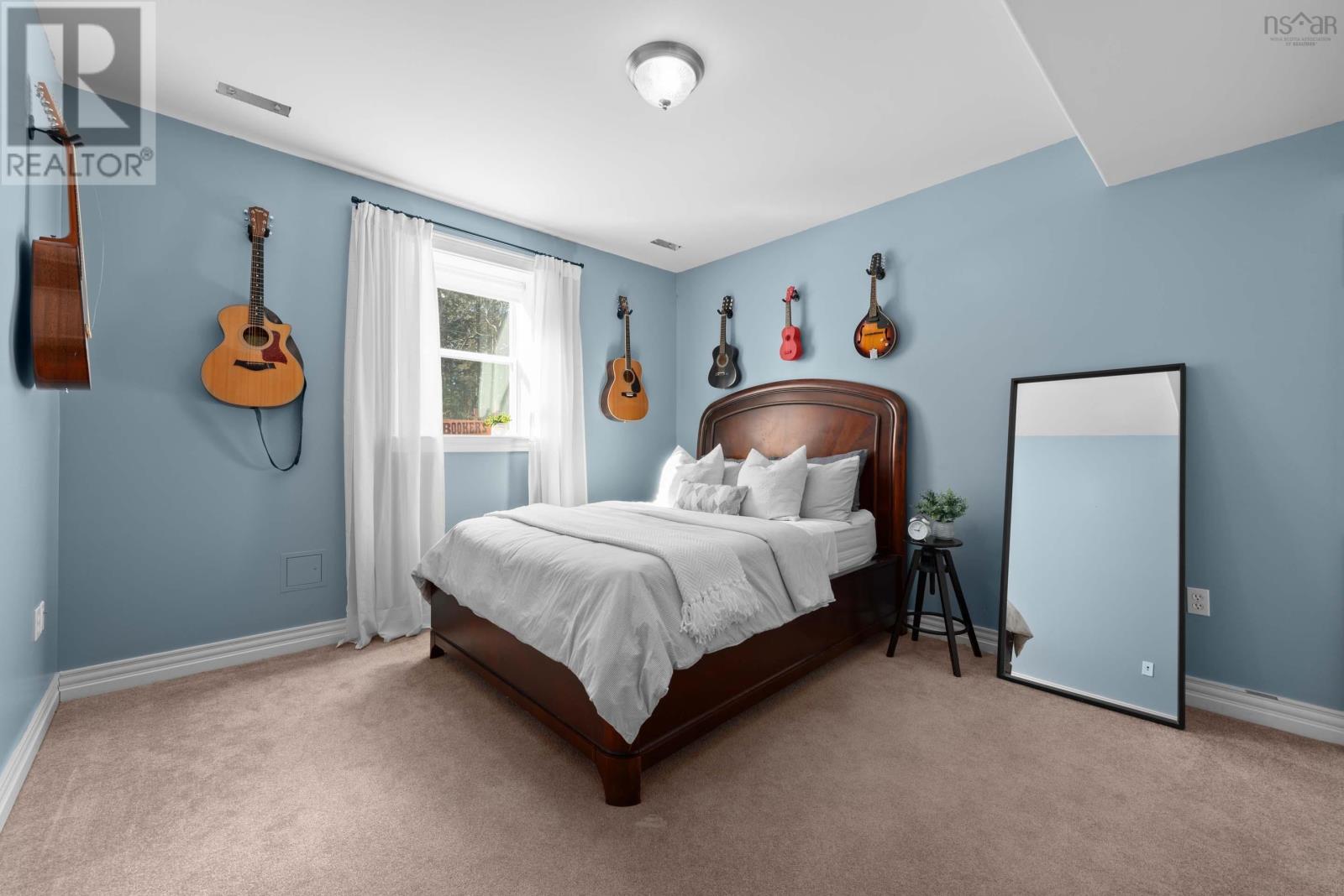 Property 34 of 50 of 144 Aberdeen Drive