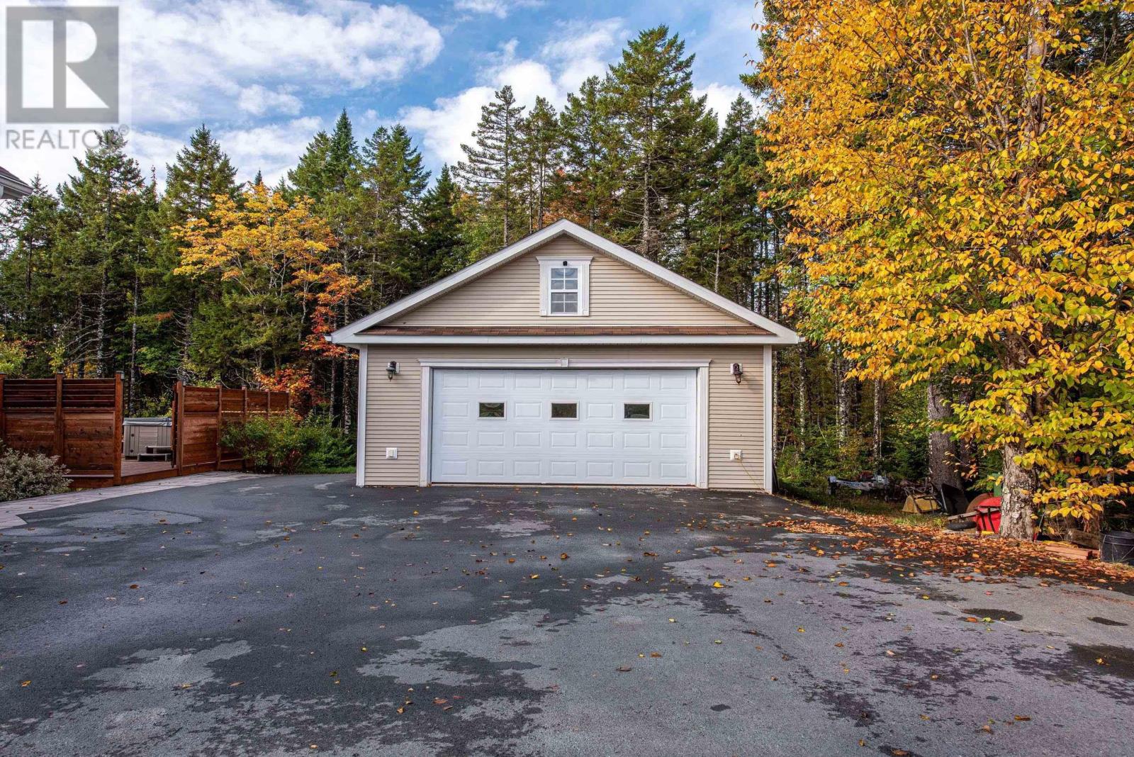 Property 37 of 50 of 144 Aberdeen Drive