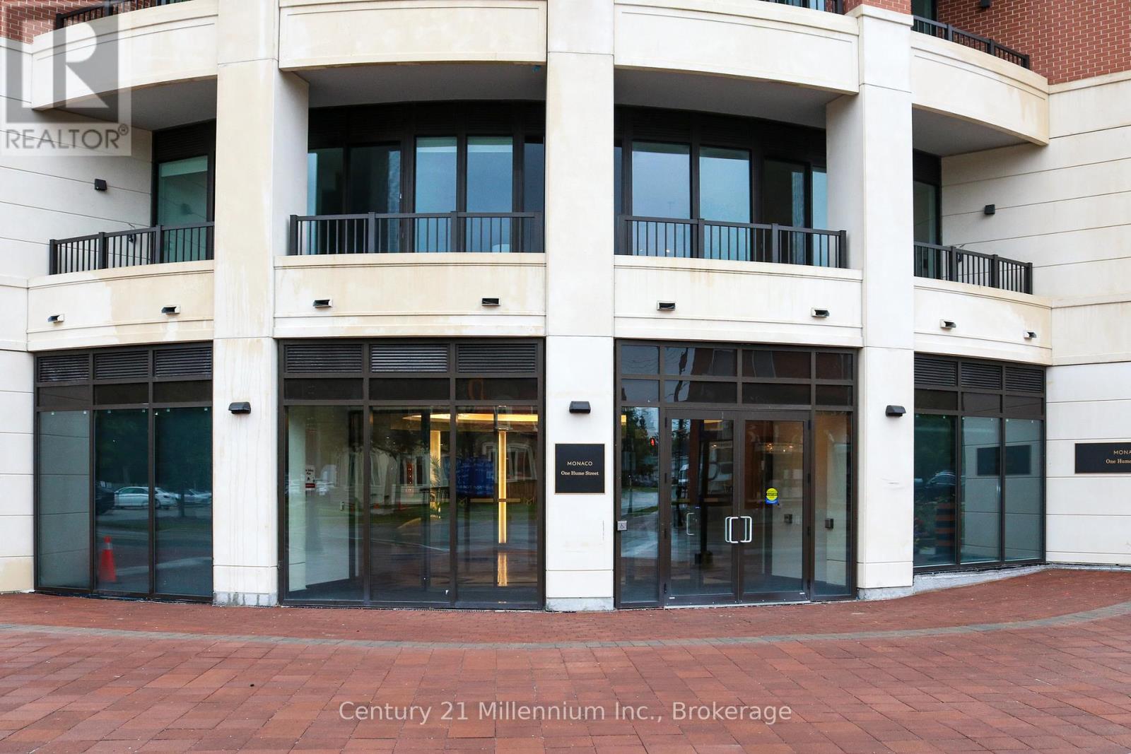 410 - 1 HUME STREET — photo 3